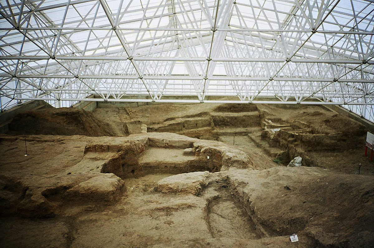 Figurine discovered at Ҫatalhöyük 