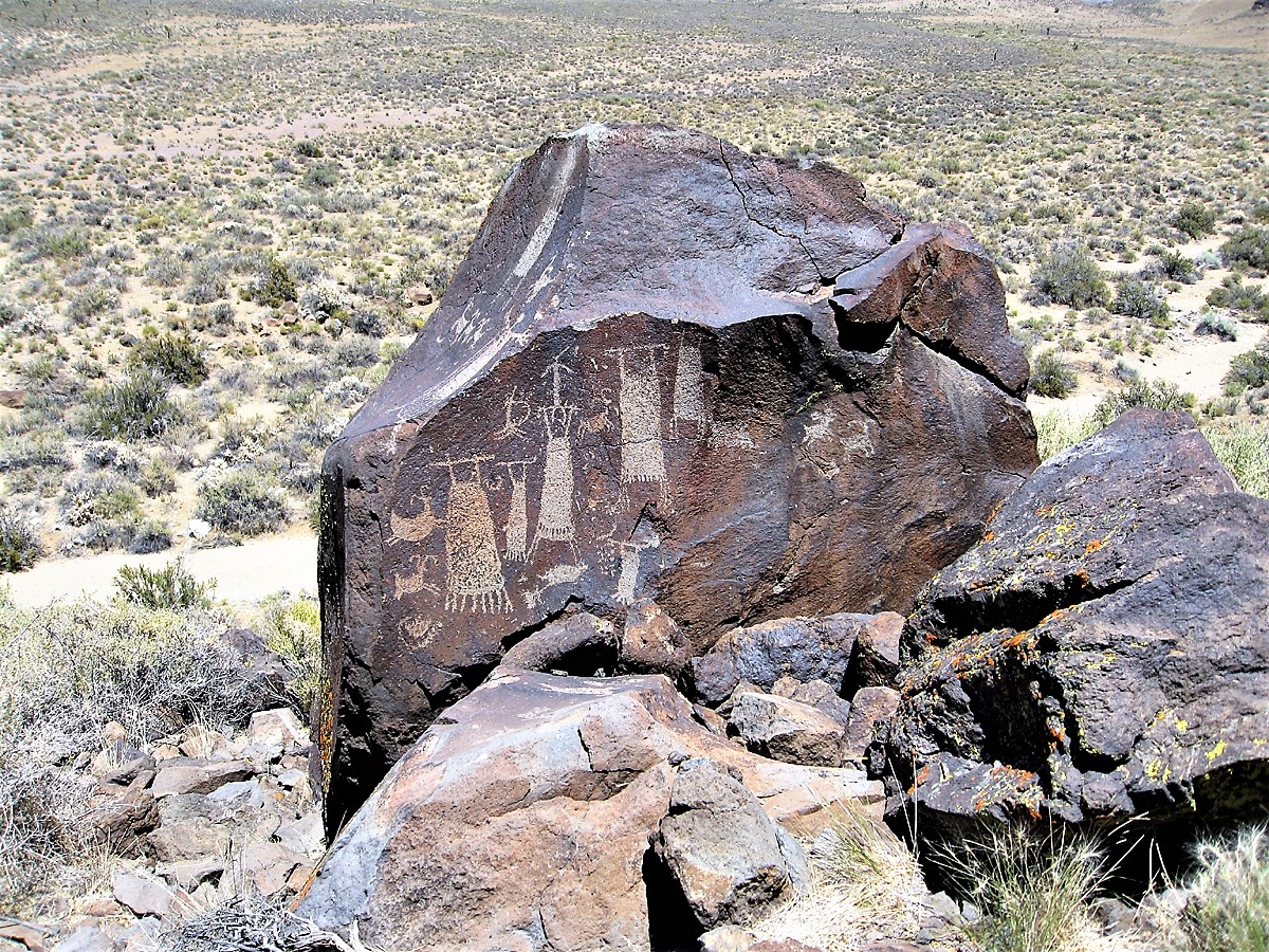 Coso Shamans and Black Glass Traders: Hunting Religion and Animal Ceremonialism in the Eastern Sierra and the Great Basin Frontier