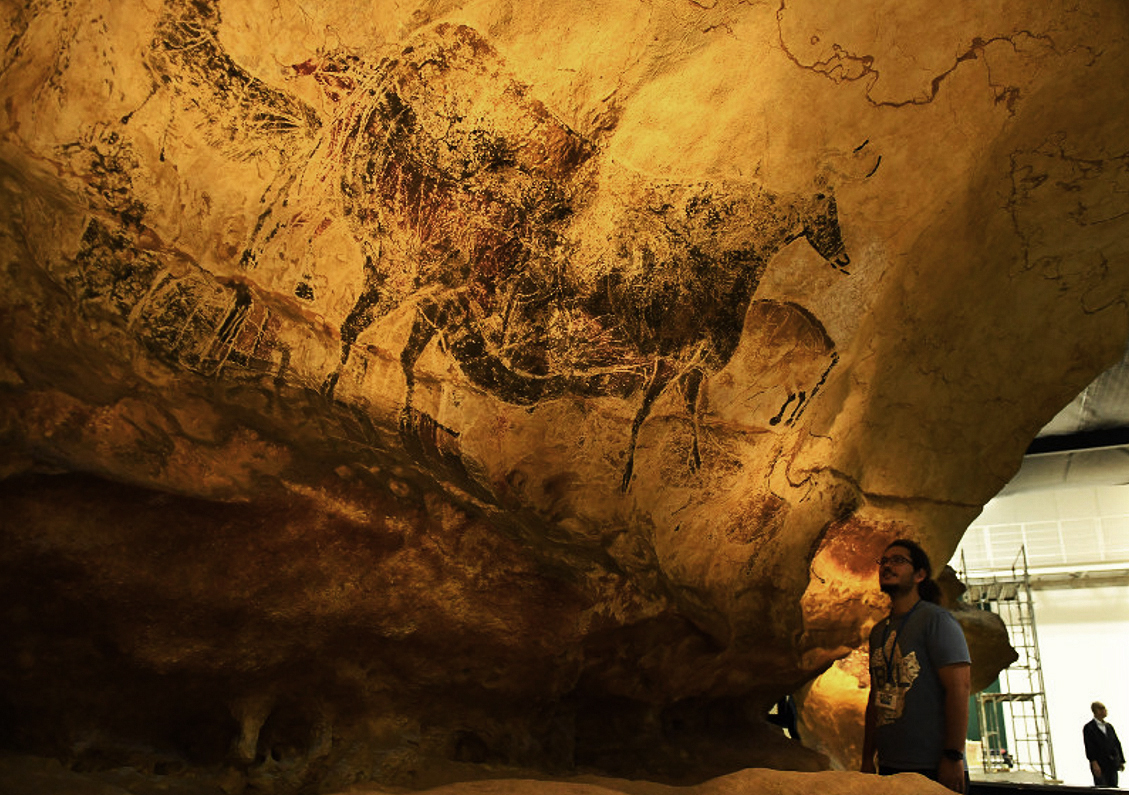 Lascaux paintings in Tokyo