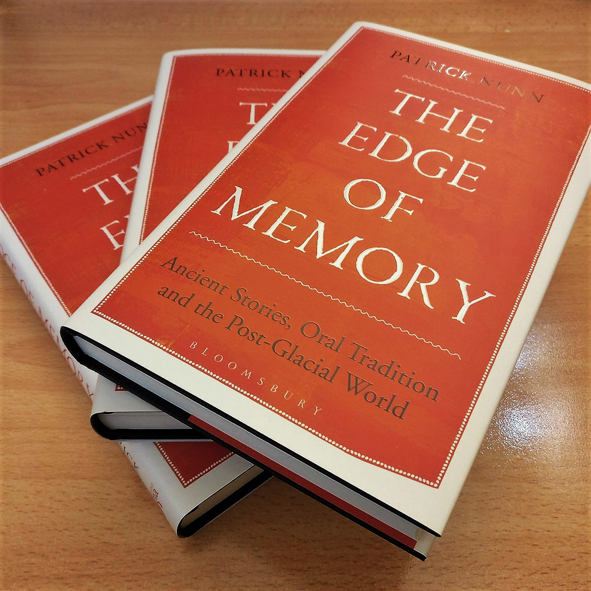 Memory, stories and rock art  The Edge of Memory by Patrick Nunn