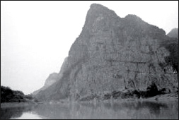 Huashan rock art site Zuojiang River Guangxi