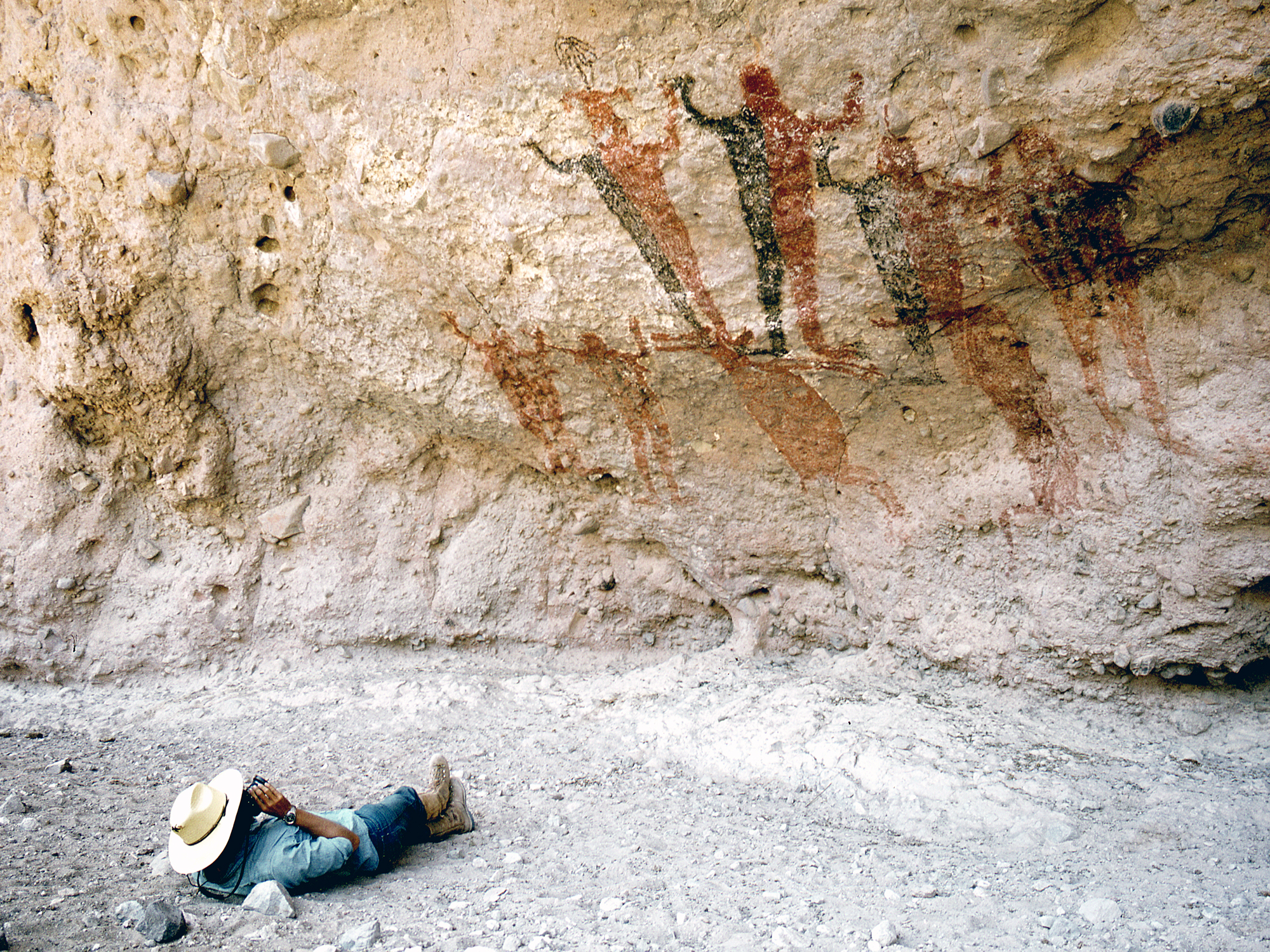 Rock Art Cave Paintings Petroglyphs Pictographs Baja California Mexico Archaeology USA America Bradshaw Foundation