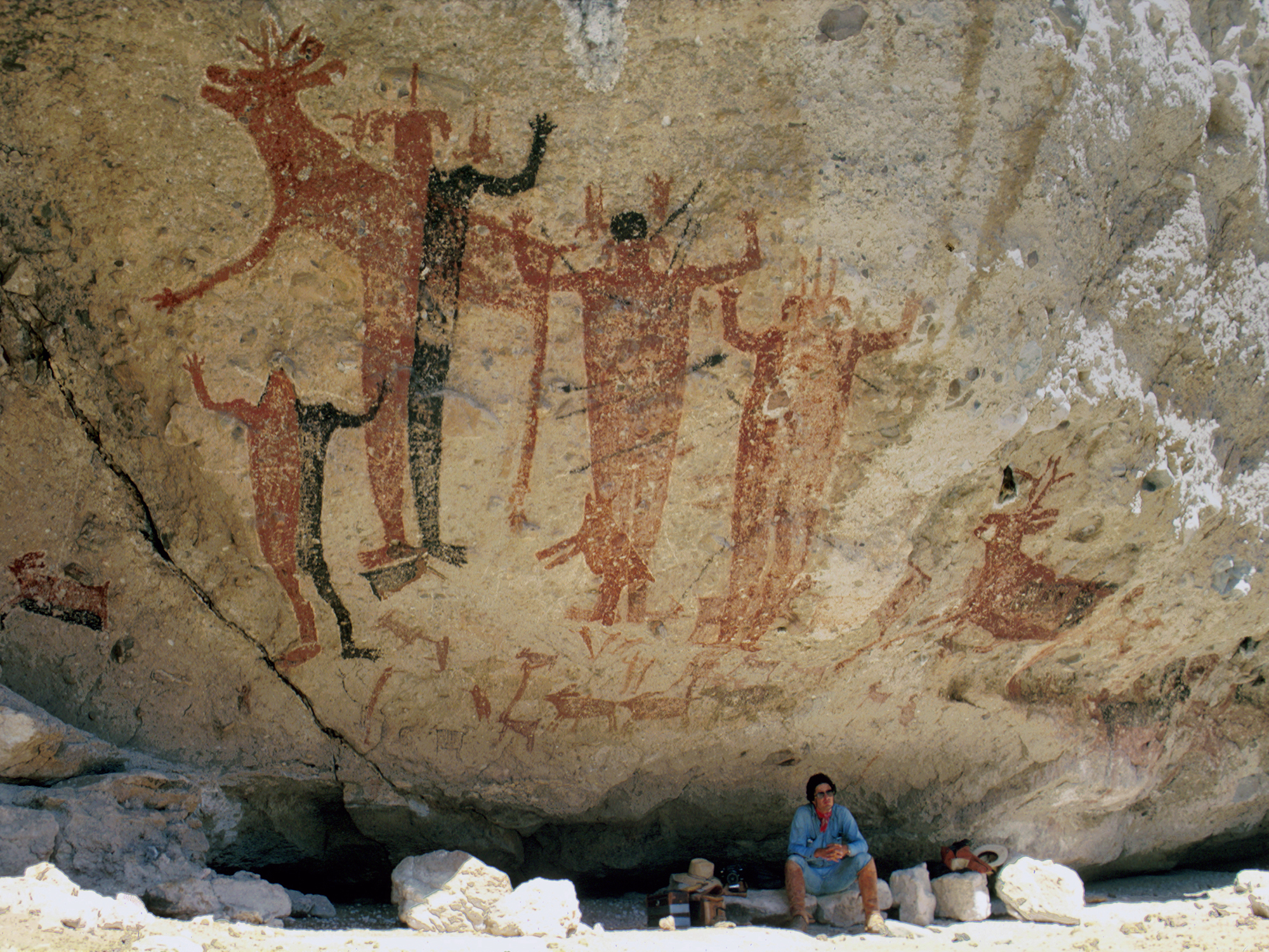 Rock Art Cave Paintings Petroglyphs Pictographs Baja California Mexico Archaeology USA America Bradshaw Foundation