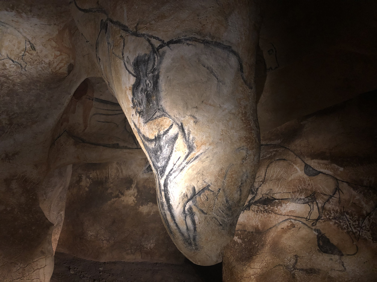 human depictions Chauvet woman bison