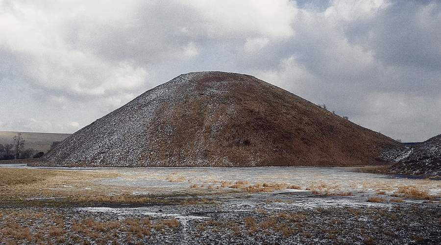 Silbury Hill Largest Artificial Mound in Europe