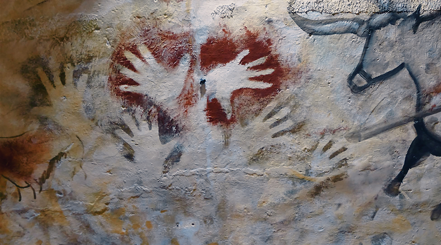 Rock Art New hand prints found in Altamira