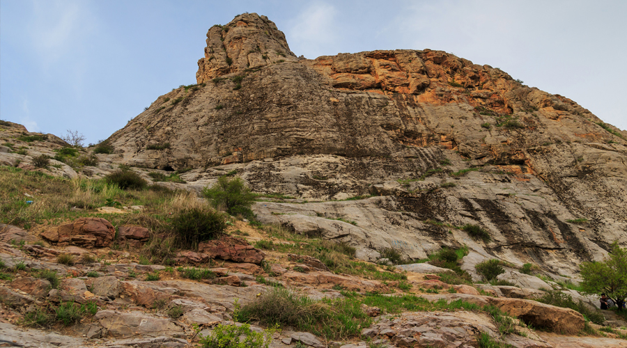 Sulaiman-Too Sacred Mountain Kyrgyzstan Rock Art Network Cave Paintings UNESCO World Heritage List Bradshaw Foundation Getty Conservation Institute