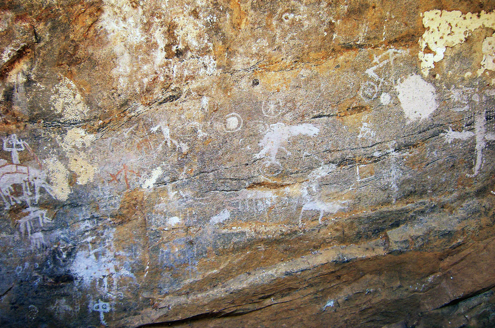 Bradshaw Foundation Tarulengala Rock Shelter Rock Art Paintings Engraving Sites Sri Lanka